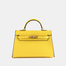 Load image into Gallery viewer, Verona 22 Saffiano Top Handle Kelly Style Handbag Vegan/Real Leatheer
