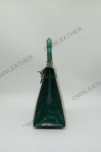 Load image into Gallery viewer, Verona 25 Kelly Style Glossy American Croc Leather Mixed Color Gold Hardware
