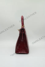 Load image into Gallery viewer, Verona 25 Kelly Style Glossy American Croc Leather Bordeaux Color Gold Hardware
