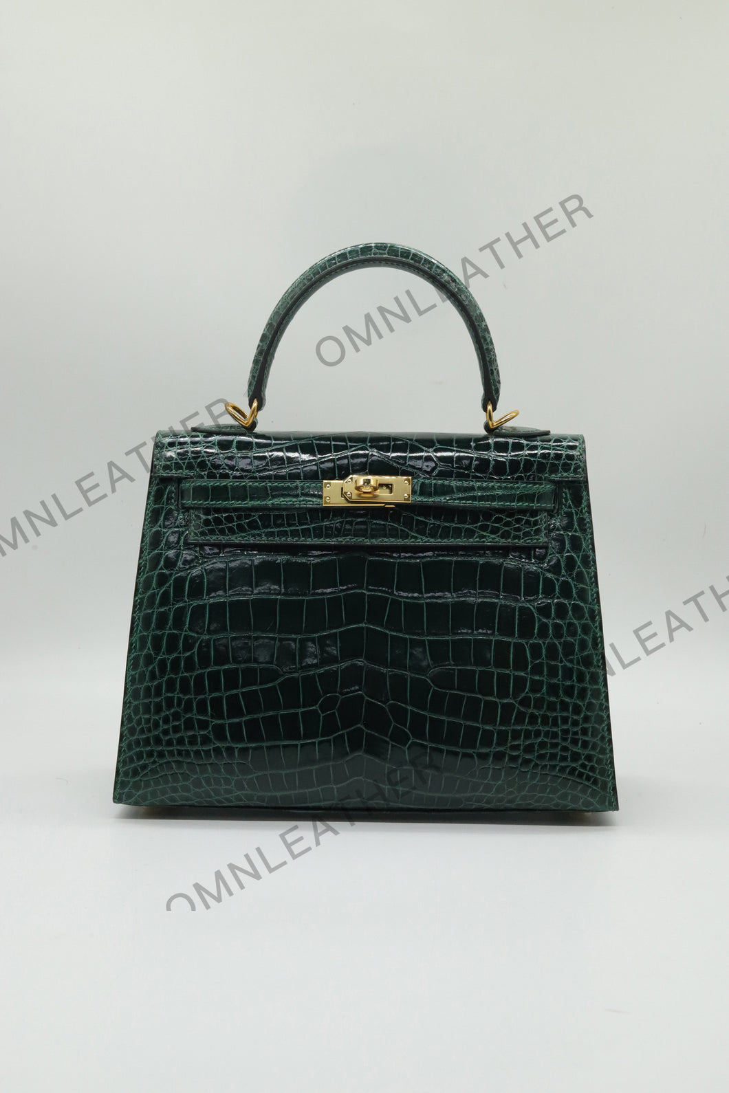Verona 25 Kelly Style Glossy Saltwater Croc Leather Green Color Gold Hardware