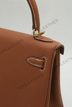 Load image into Gallery viewer, Verona 25 Kelly Style Fully Handmade Togo Leather Brown Color Gold Hardware
